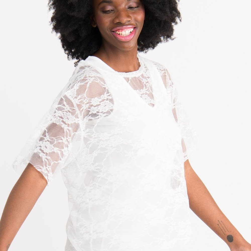 Agnes & Dora Mesh Ivory Lace Tee | NWT | Plus - Picture 2 of 5